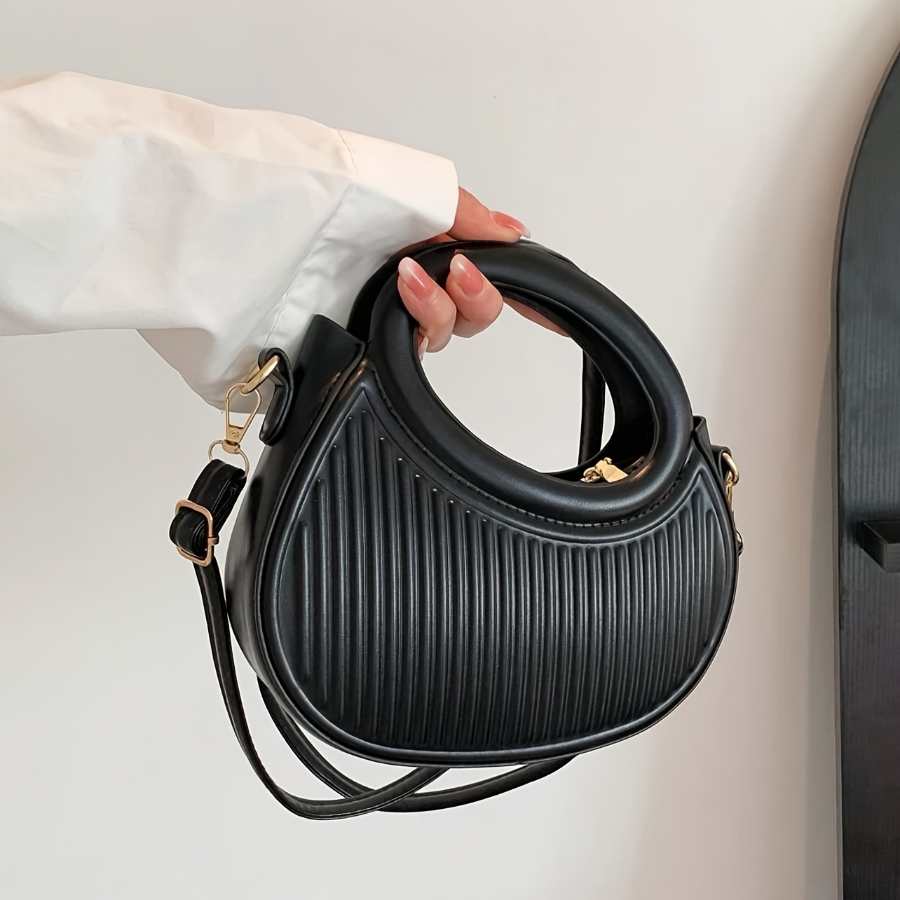 Luxury Bags White - Chic Stripe Design Crossbody Bags for
