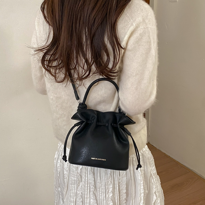 Women's Faux Leather Bucket Ba - Bucket Bag Suede recensione e prezzo