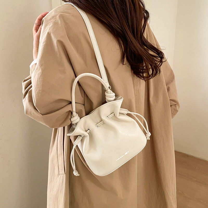 Women's Faux Leather Bucket Ba - Bucket Bag Suede recensione e prezzo