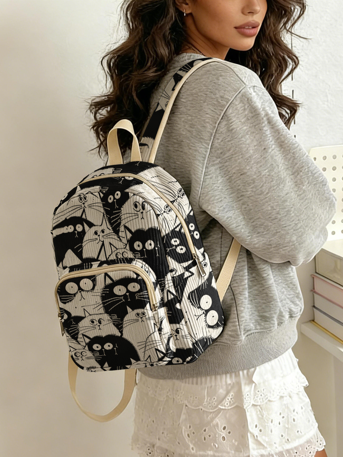 Black & White Cartoon Cats All - Luxury Bags White recensione e prezzo