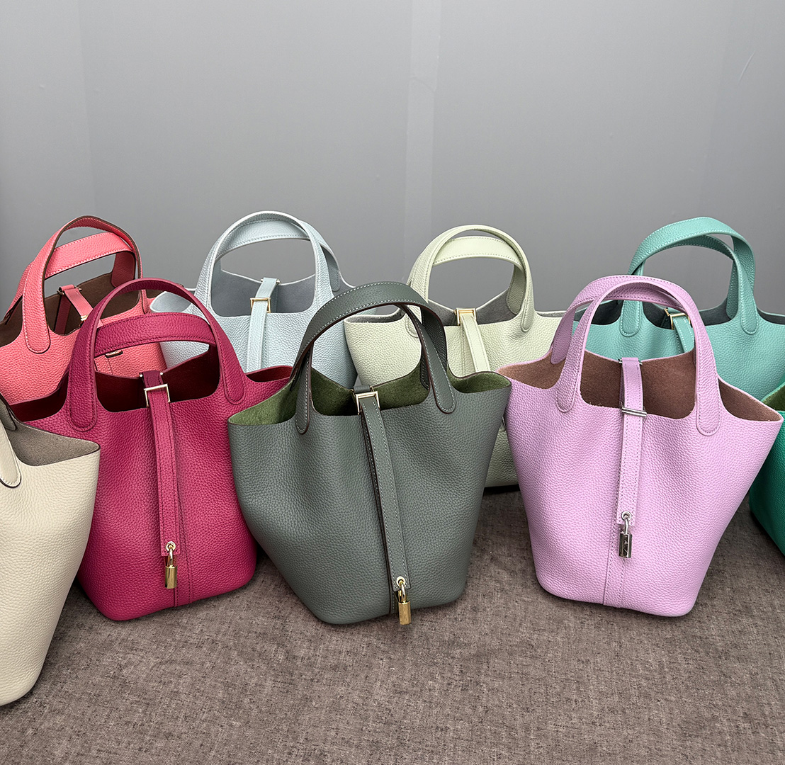 MENDY Women Bags Handbags Buck - Bucket Bag Suede recensione e prezzo