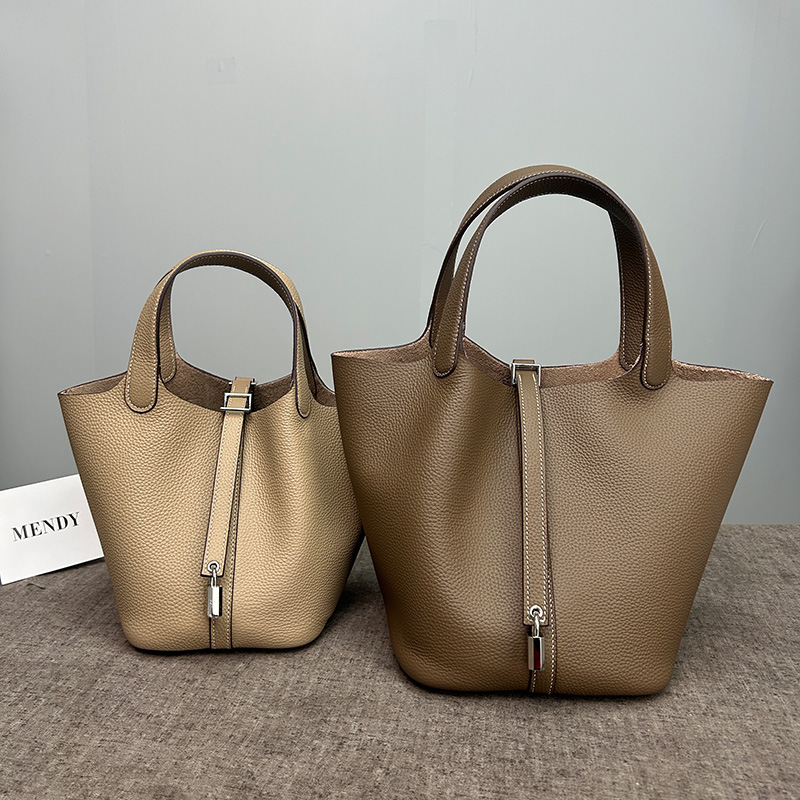 MENDY Women Bags Handbags Buck - Bucket Bag Suede recensione e prezzo