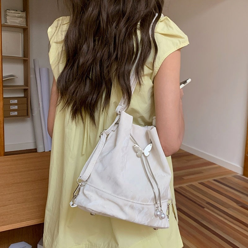 Women Mint Green Butterfly Dra - Bucket Bag Suede recensione e prezzo