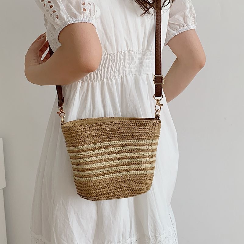 Fashion Women Straw Woven Cros - Bucket Bag Suede recensione e prezzo