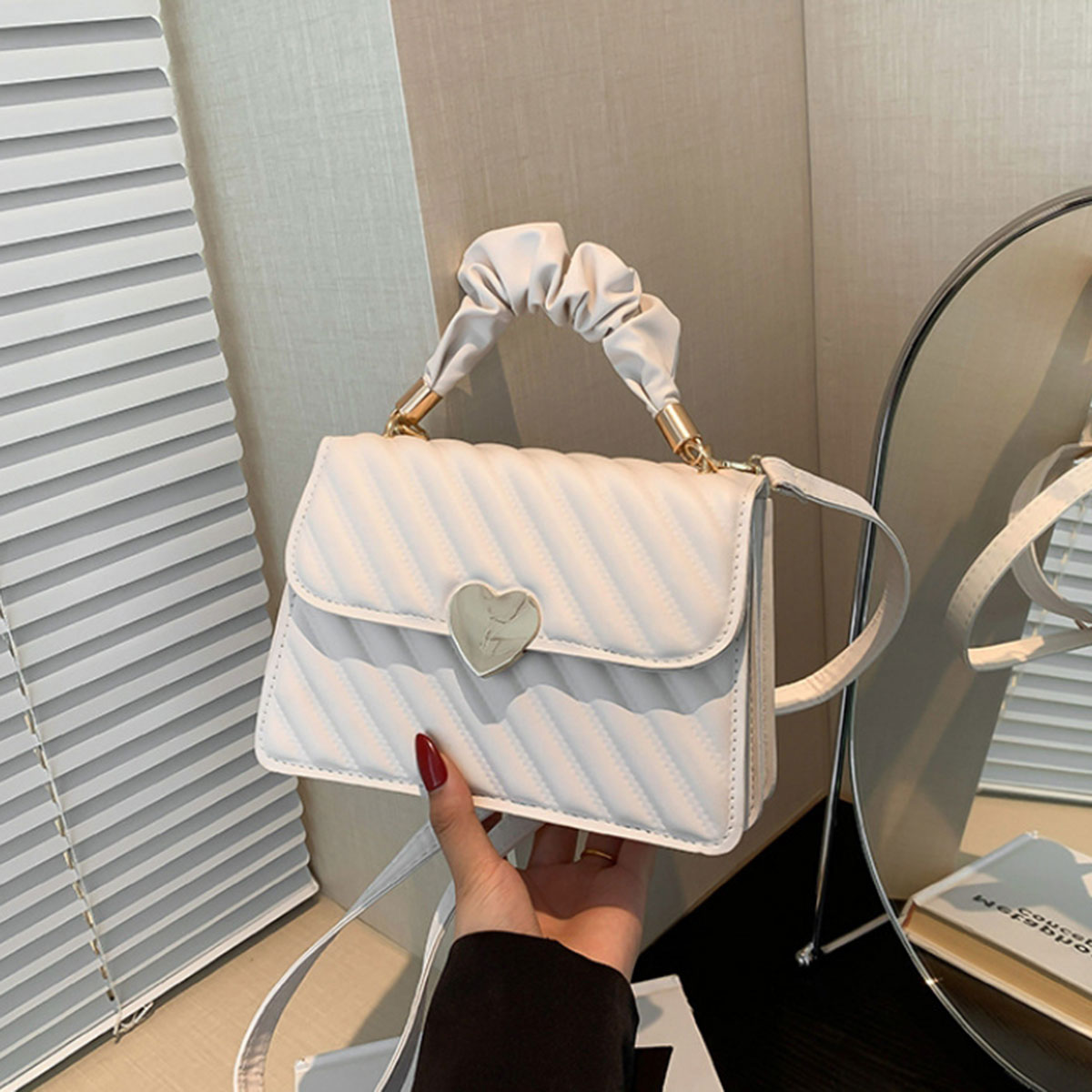 White fashion women's bag simp - Luxury Bags White recensione e prezzo