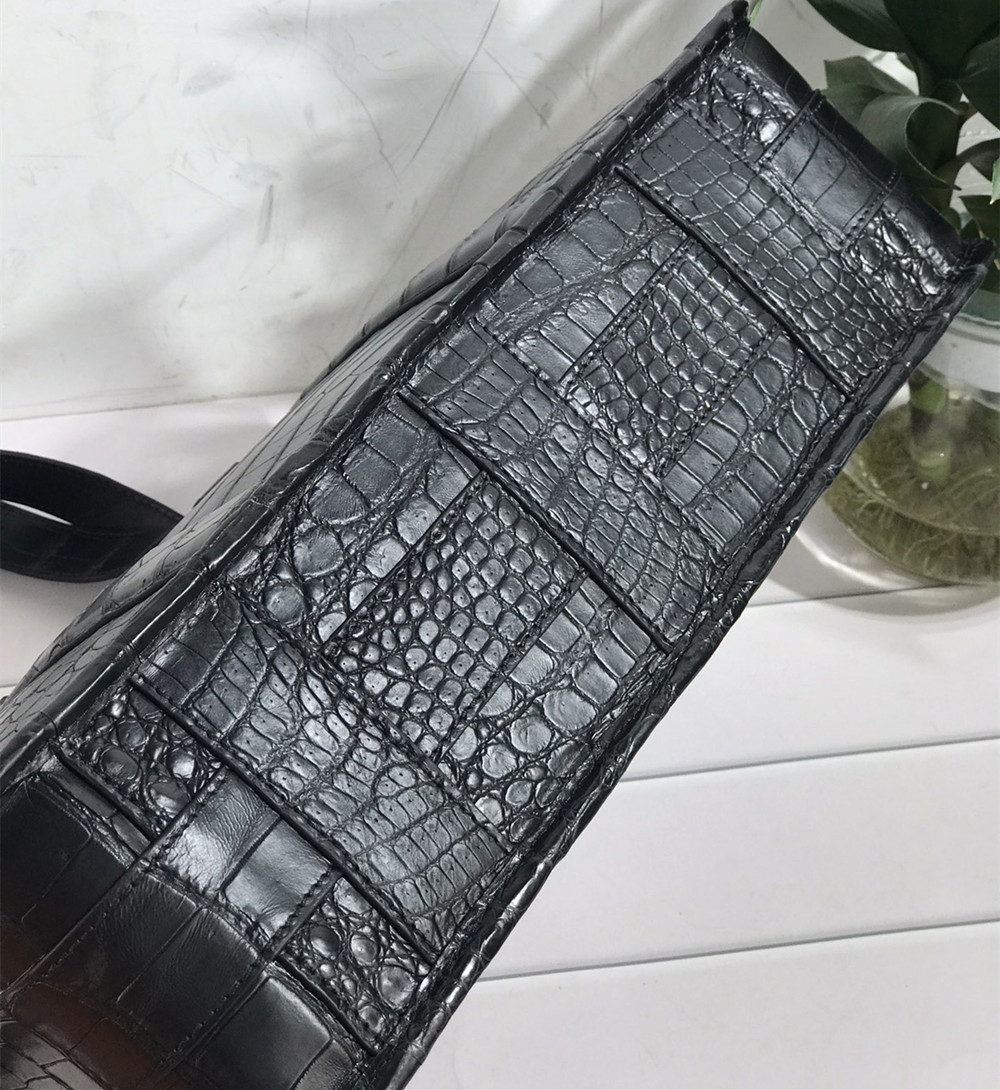 New crocodile leather laptop b - Luxury Bags For Men Brands recensione e prezzo